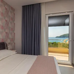 Hotel Corallo, Himarë